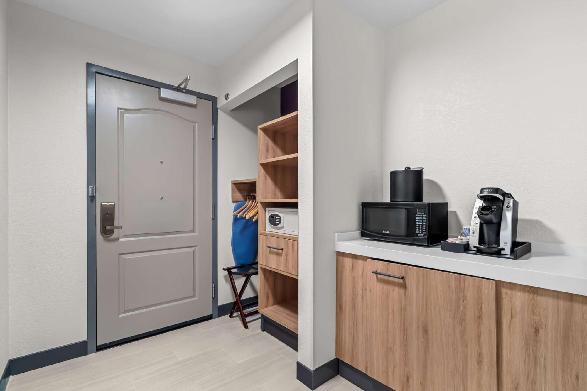Hilton Garden Inn Картерсвилл Экстерьер фото